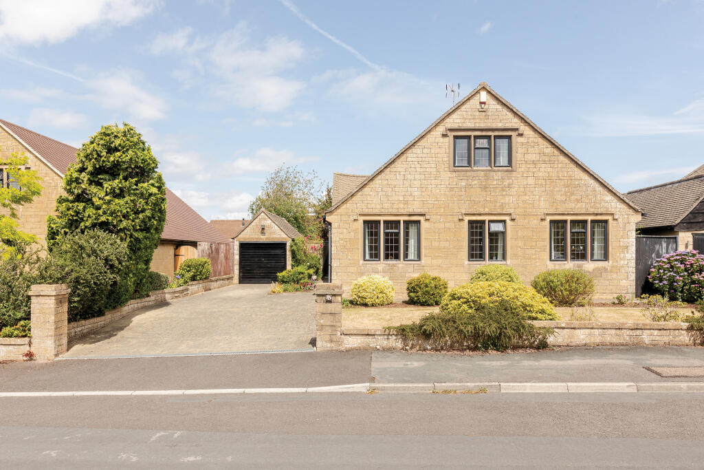 Frenchay, Bristol — local photo 25