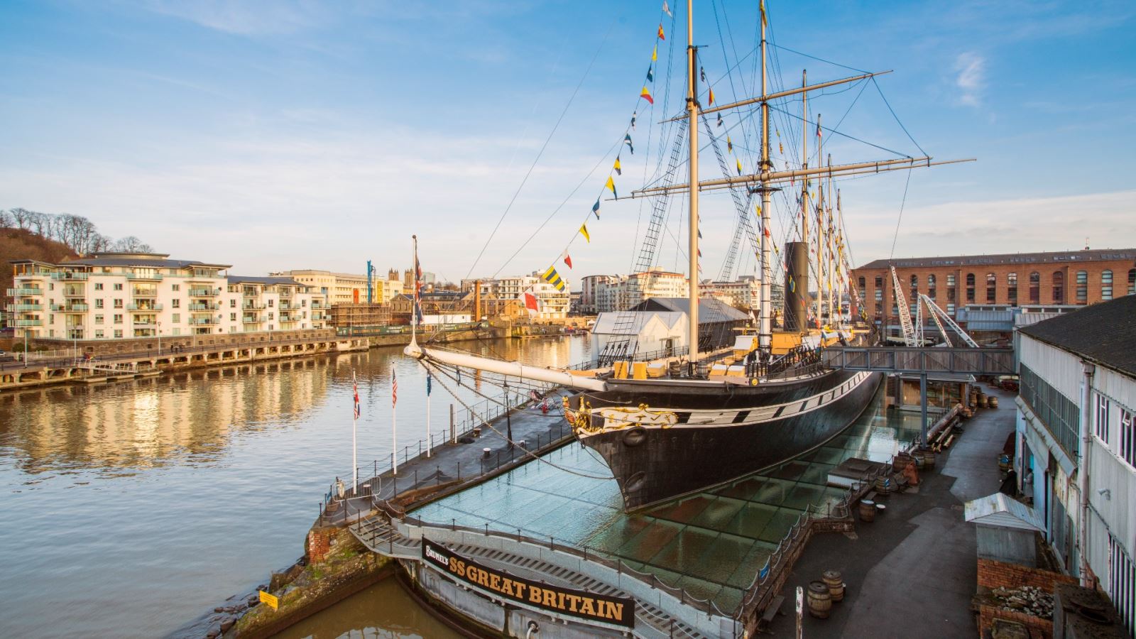 Harbourside, Spike Island and Whapping Wharf, Bristol — local photo 20