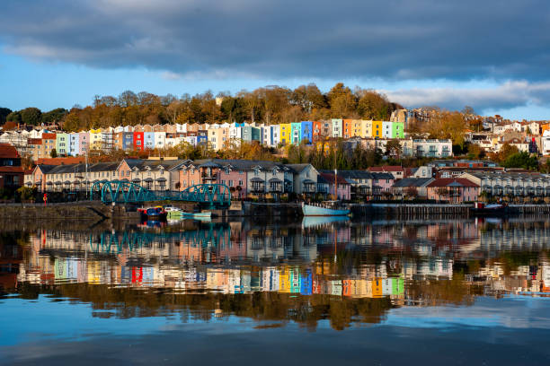 Harbourside, Spike Island and Whapping Wharf, Bristol — local photo 16